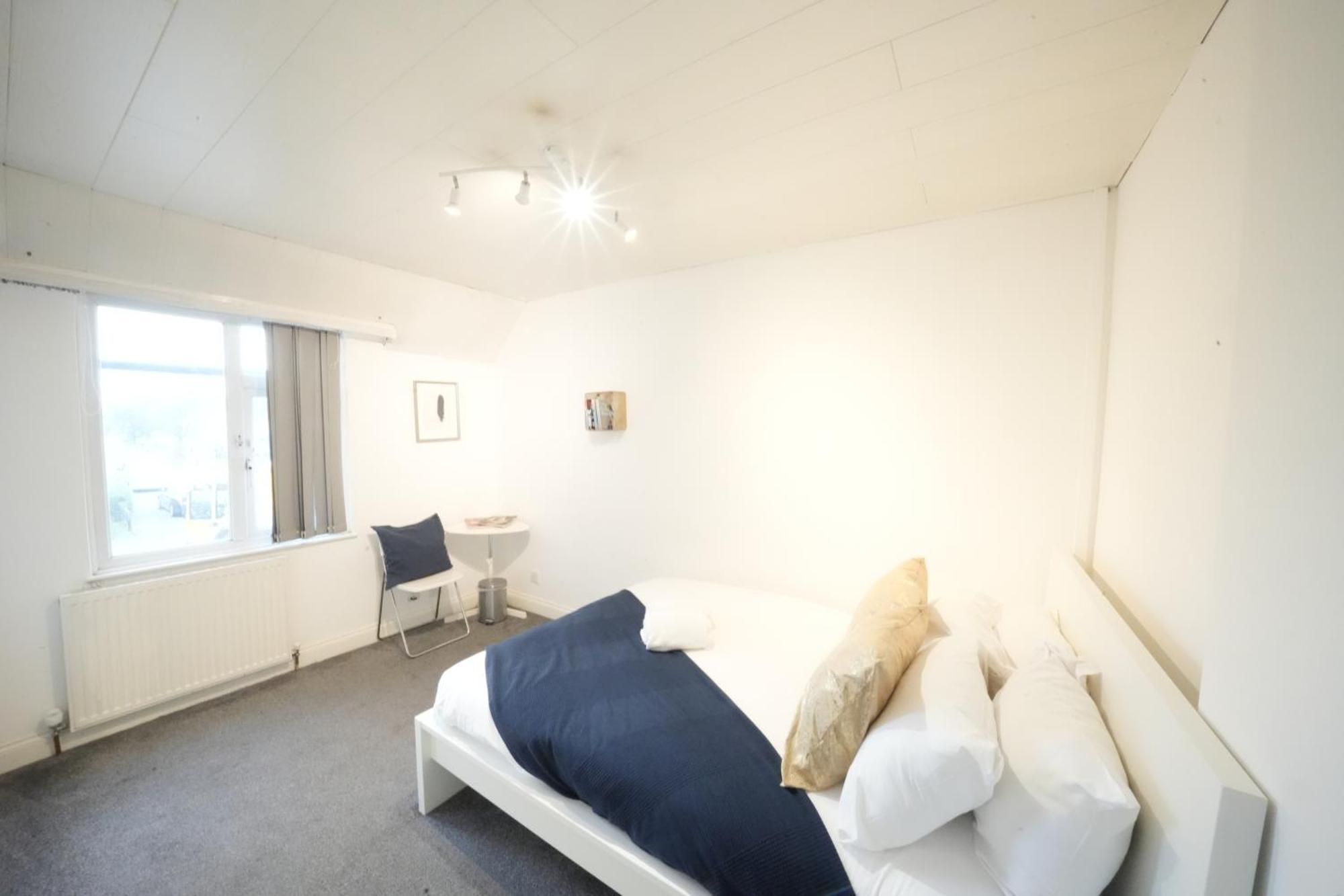Airport Comfy Stay Harmondsworth Extérieur photo