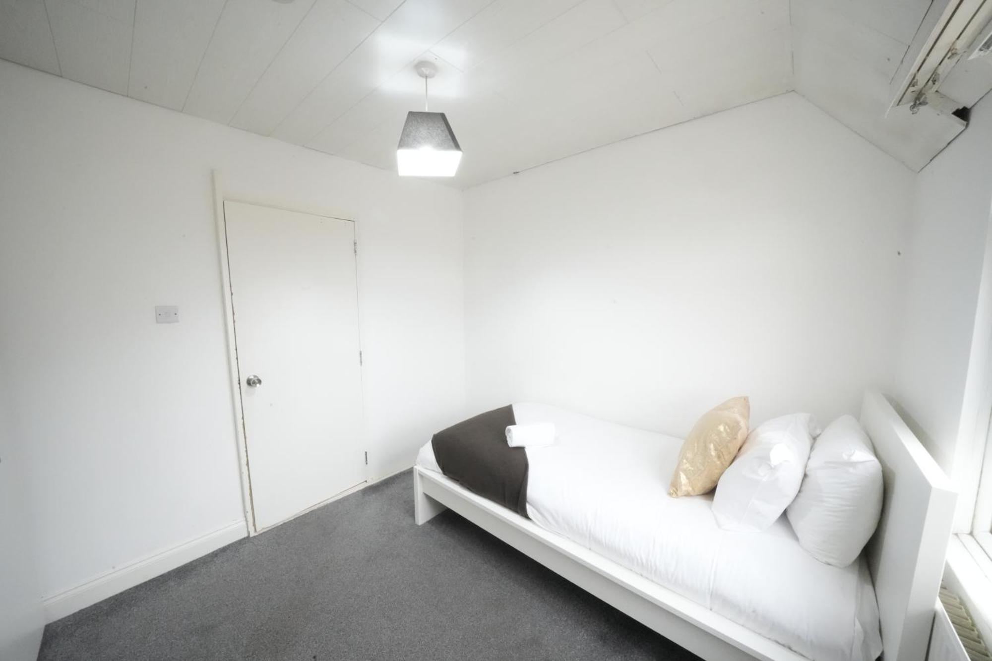 Airport Comfy Stay Harmondsworth Extérieur photo