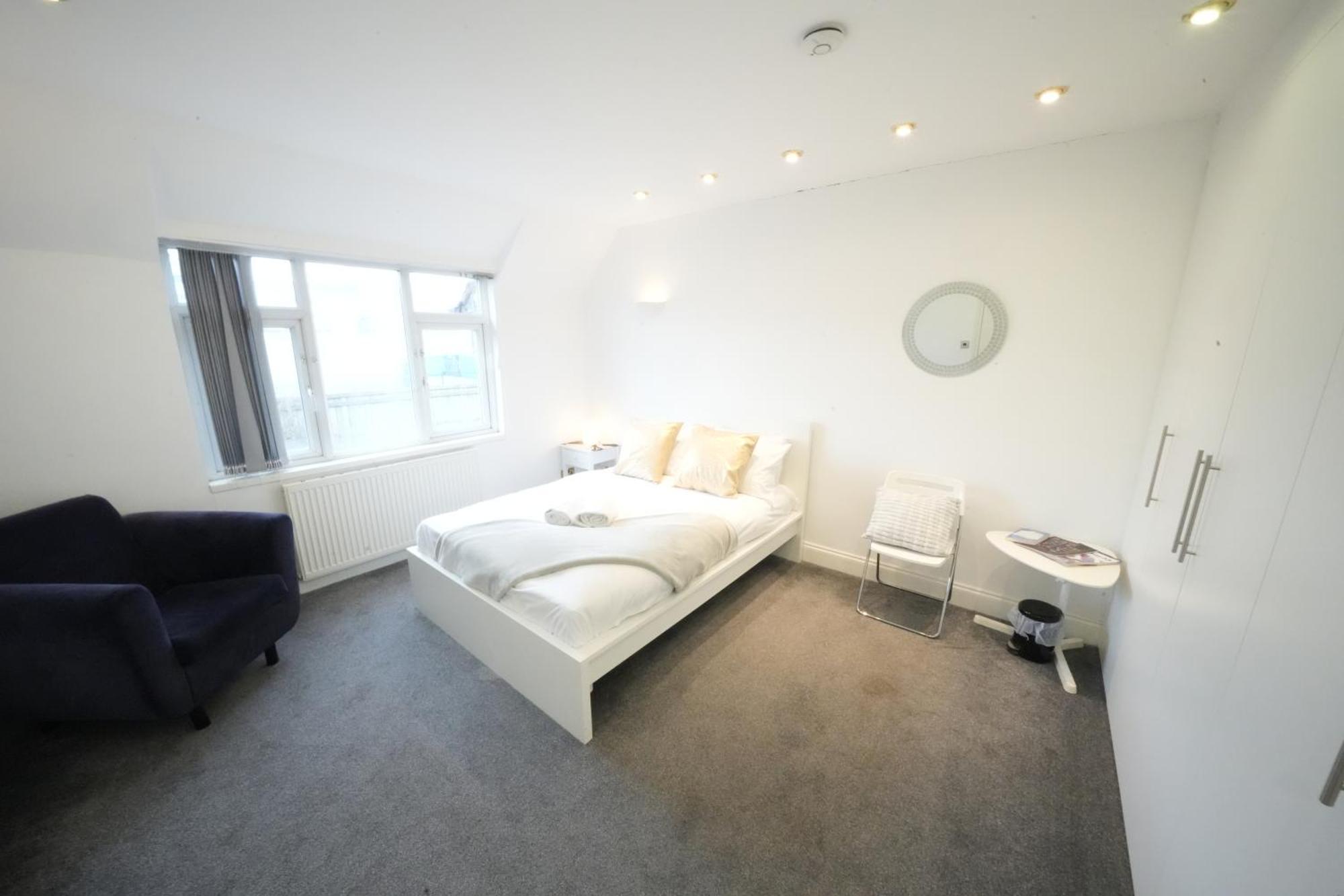 Airport Comfy Stay Harmondsworth Extérieur photo
