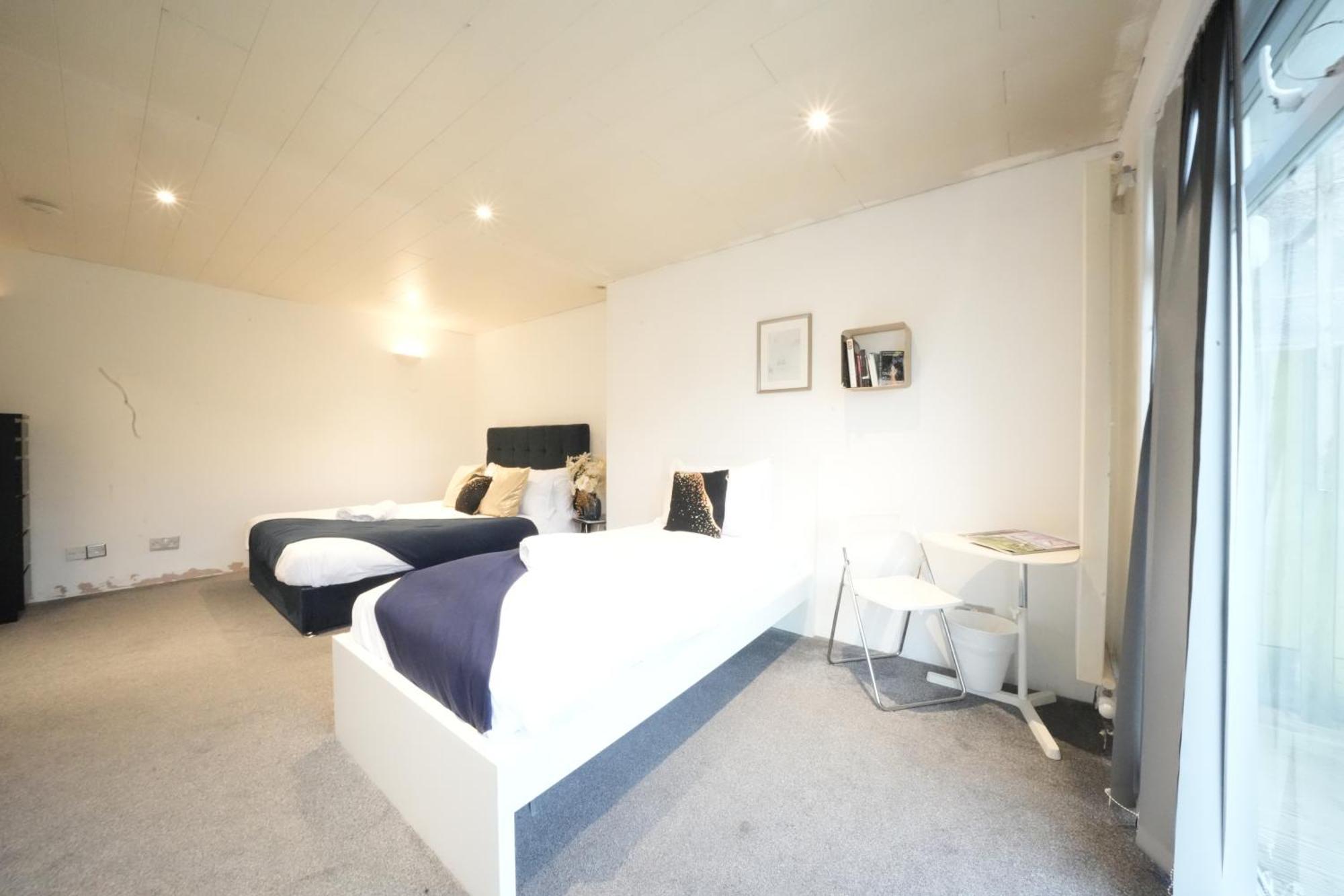 Airport Comfy Stay Harmondsworth Extérieur photo