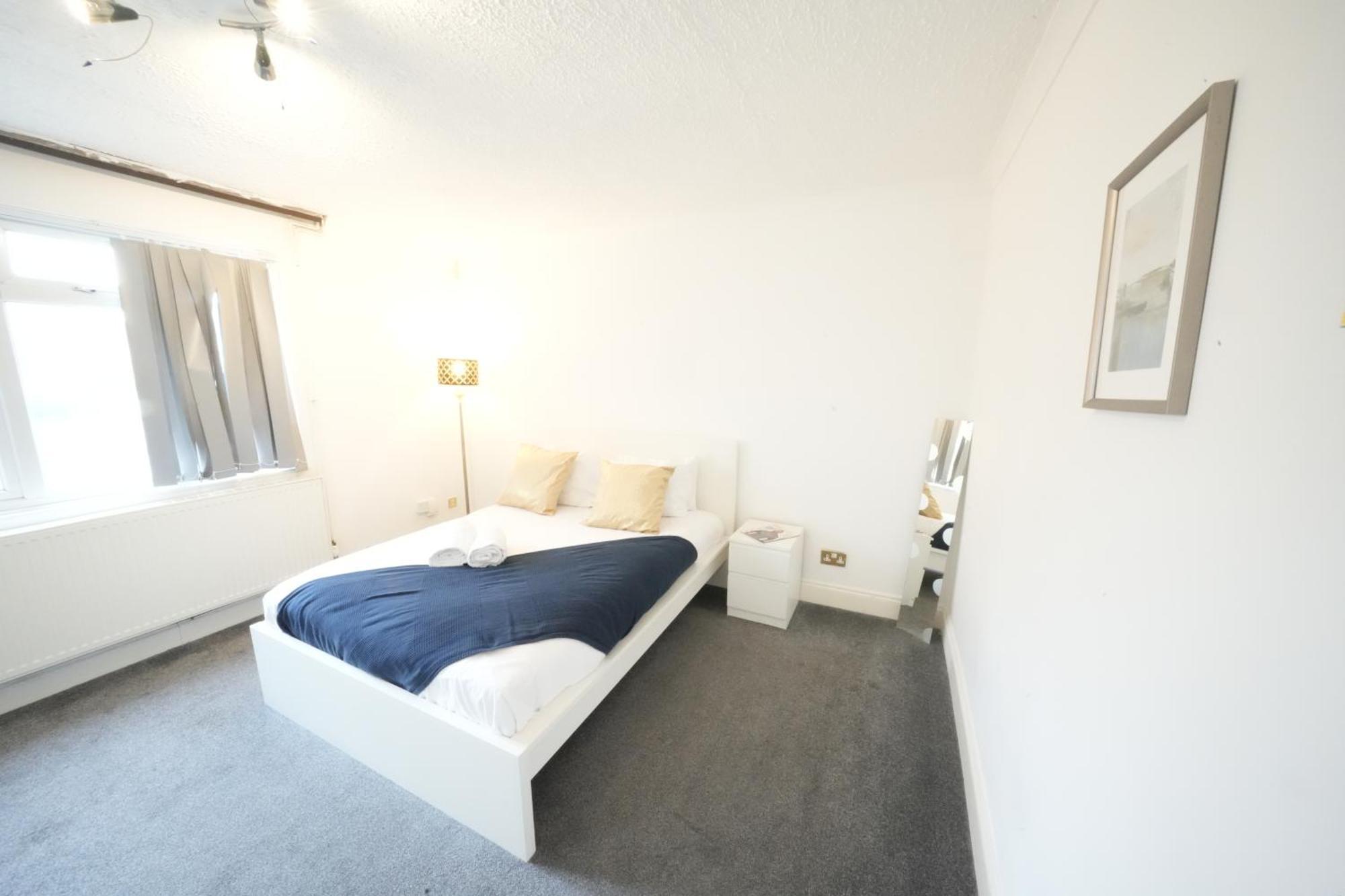 Airport Comfy Stay Harmondsworth Extérieur photo