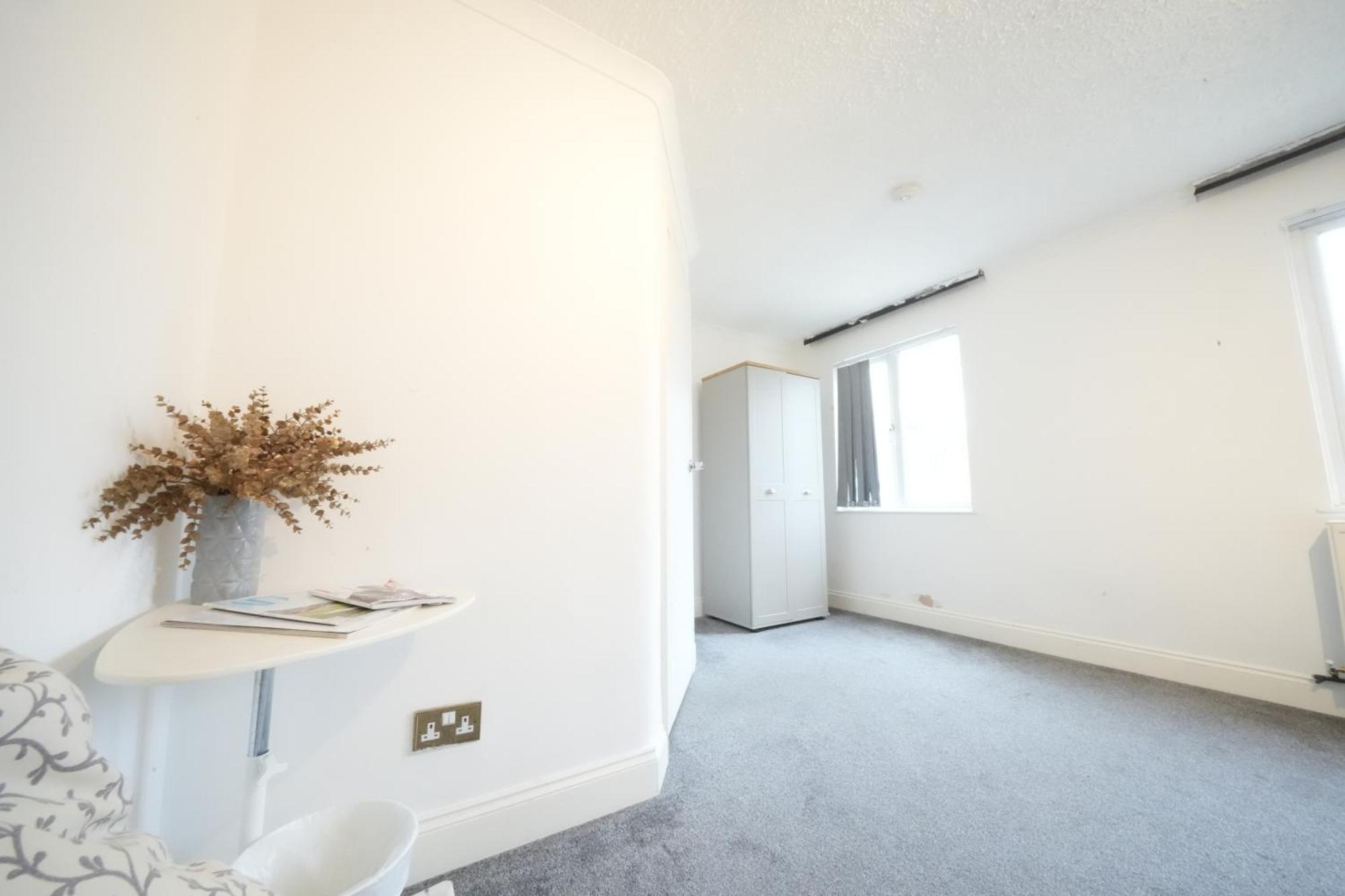 Airport Comfy Stay Harmondsworth Extérieur photo